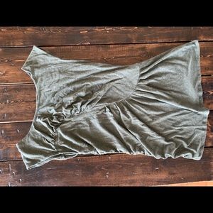 Deletes olive green ruched top large